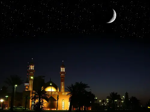 Mosquée et ciel étoilé à Koweit City